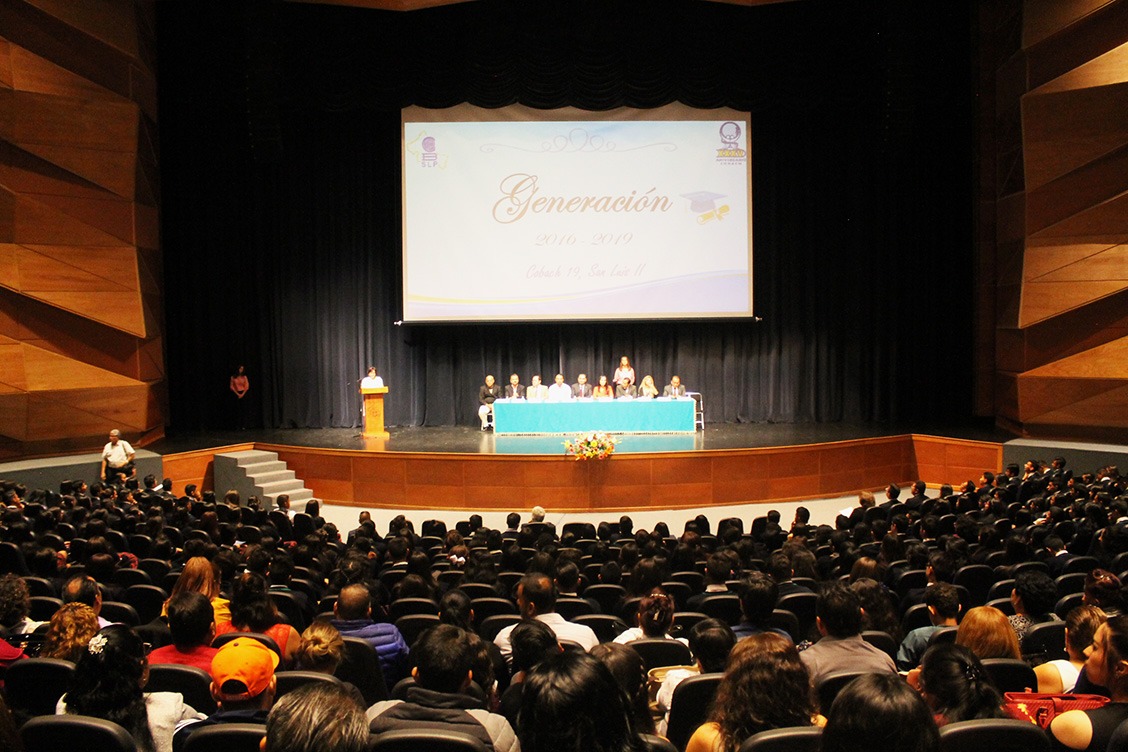 Egresan más de 9 mil alumnos del Colegio de Bachilleres en el ciclo escolar 2016-2019