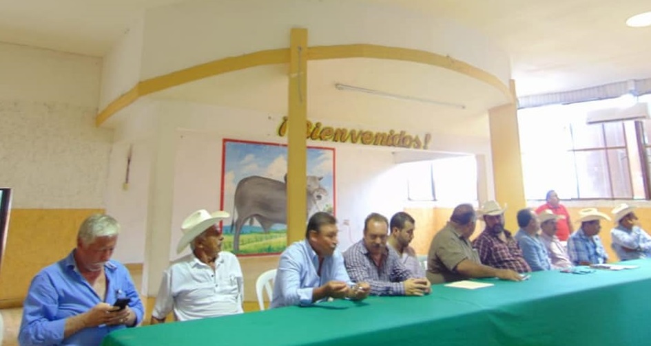 Celebran asamblea en la Ganadera Local de  San Martín Chalchicuautla.
