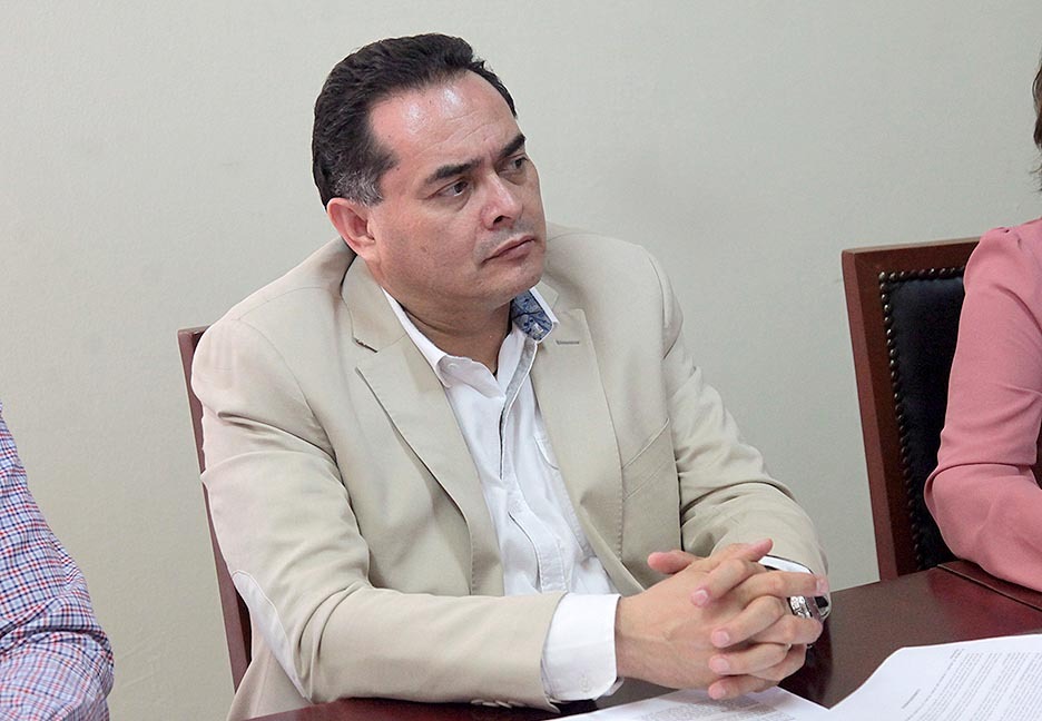 Propuesta permitirá que ayuntamientos realicen obras prioritarias: Eugenio Govea