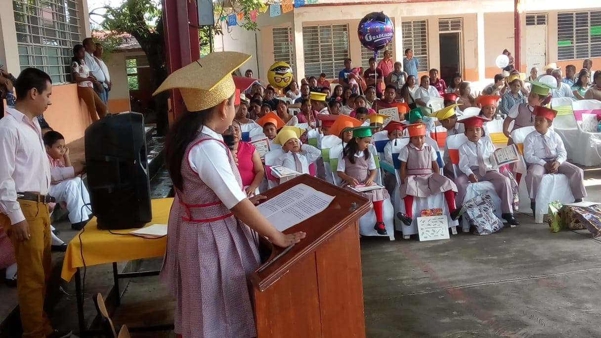 Se lleva a cabo Mini clausura en la Primaria Pedro Antonio de los Santos en Tampamolón Se lleva a cabo Mini clausura en la Primaria Pedro Antonio de los Santos en Tampamolón