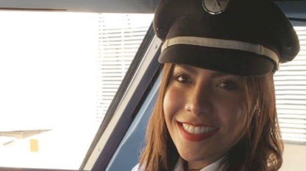 Interjet investiga a mujer piloto que pidió arrojar bomba al Zócalo Interjet investiga a mujer piloto que pidió arrojar bomba al Zócalo