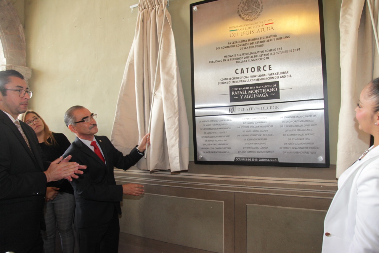 SE REALIZA SESIÓN SOLEMNE EN EL MUNICIPIO DE CATORCE. SE REALIZA SESIÓN SOLEMNE EN EL MUNICIPIO DE CATORCE.