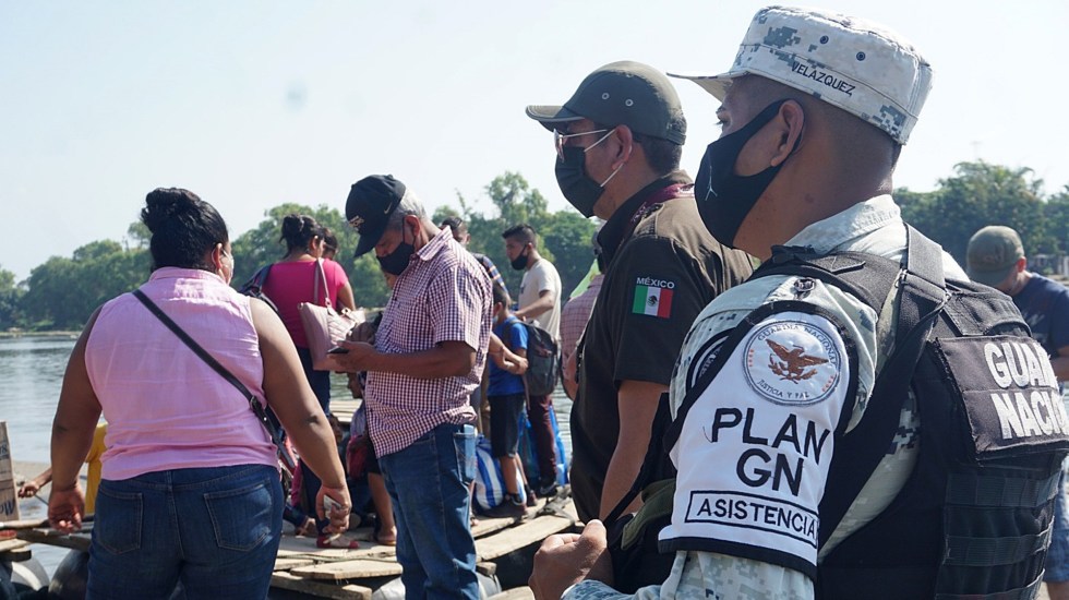 México refuerza control militar en frontera con Guatemala