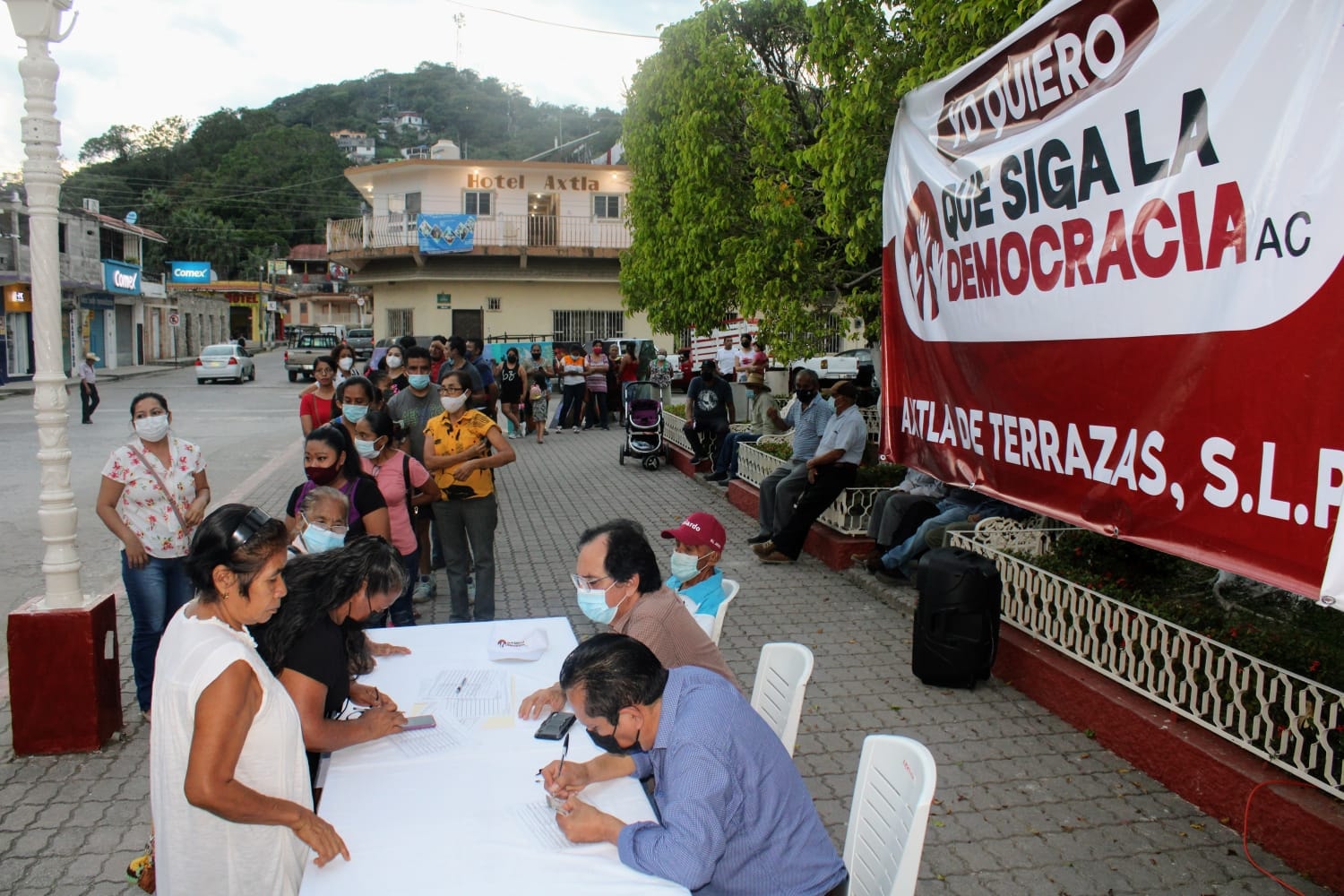 AC “Yo Quiero Que Siga La Democracia “ Inicio recolección de firmas en Axtla