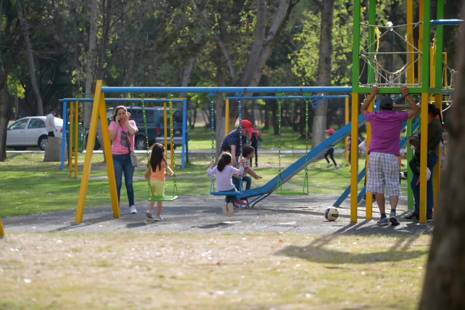 CIENTOS DE FAMILIAS YA DISFRUTAN DE LA REHABILITACIÓN DEL PARQUE TANGAMANGA UNO