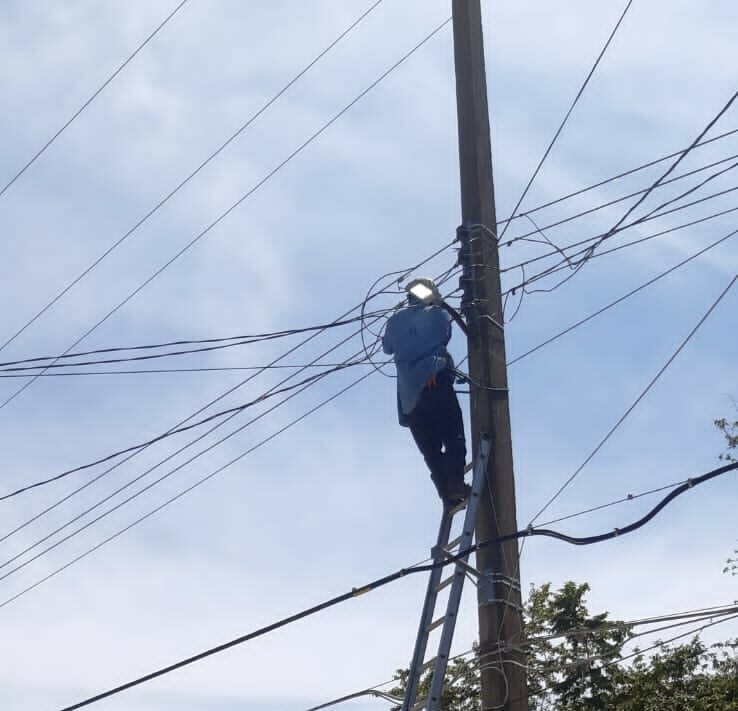 Concluyó mantenimiento e instalación de lámparas en el CDE