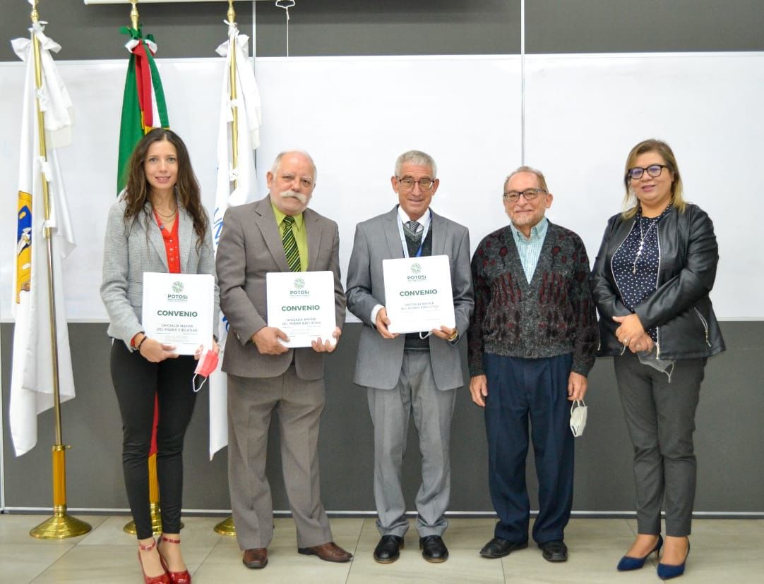 GOBIERNO OFRECE BECAS UNIVERSITARIAS A SU PERSONAL GOBIERNO OFRECE BECAS UNIVERSITARIAS A SU PERSONAL