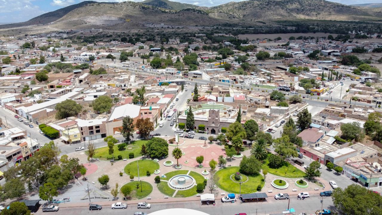 REMODELACIÓN DE LA PLAZA PRINCIPAL DE VILLA DE ARRIAGA, NUEVO COMPROMISO DE RICARDO GALLARDO