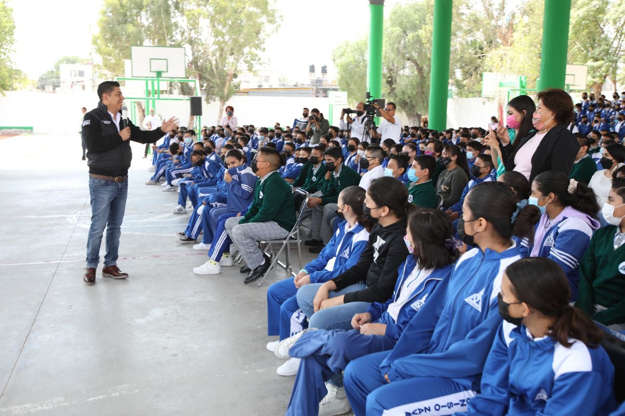 CELEBRAN DOCENTES QUE GOBIERNO ESTATAL ATIENDE NECESIDADES DE SECUNDARIA DIONISIO ZAVALA CELEBRAN DOCENTES QUE GOBIERNO ESTATAL ATIENDE NECESIDADES DE SECUNDARIA DIONISIO ZAVALA