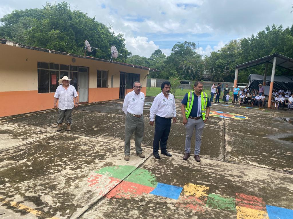 Presidente gestiona reconstrucción de Escuela Miguel Hidalgo y costilla en la localidad 20 de noviembre Presidente gestiona reconstrucción de Escuela Miguel Hidalgo y costilla en la localidad 20 de noviembre