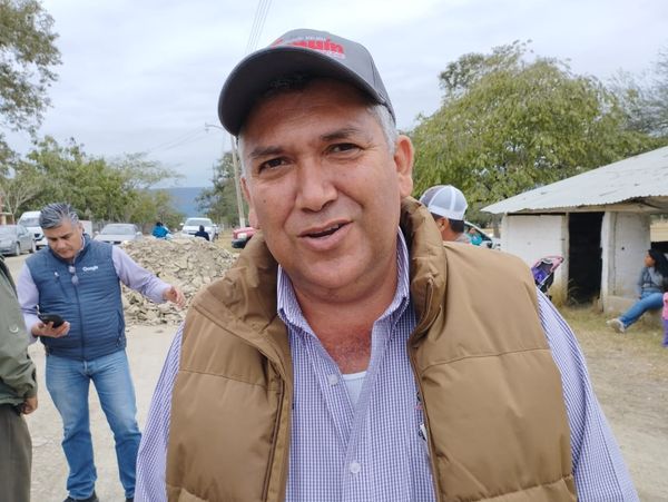 Presidente inicia trabajos de rehabilitación del sistema agua en el Ejido Emiliano Zapata y la Ceiba