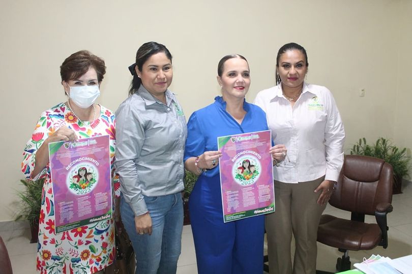 Lanza Ayuntamiento Convocatoria Al Reconocimiento Mujer Vallense Del A O Cadena Tres Slp