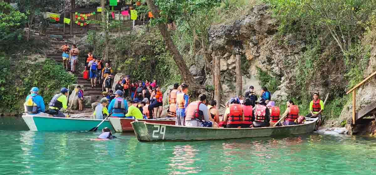 TURISTAS “ABARROTAN” PARAJES TURÍSTICOS EN TODO EL ESTADO TURISTAS “ABARROTAN” PARAJES TURÍSTICOS EN TODO EL ESTADO