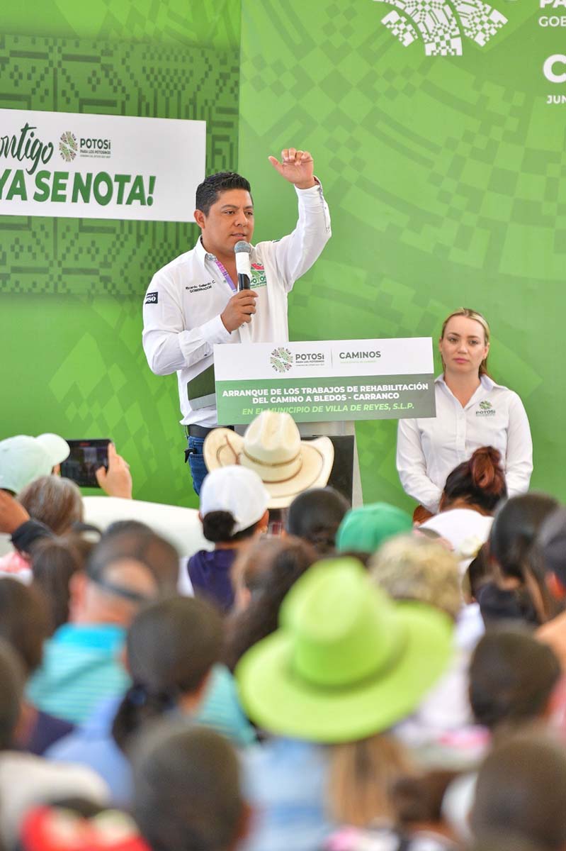 CON REGENERACIÓN DE CAMINOS RICARDO GALLARDO LLEVA LA TRANSFORMACIÓN A VILLA DE REYES CON REGENERACIÓN DE CAMINOS RICARDO GALLARDO LLEVA LA TRANSFORMACIÓN A VILLA DE REYES