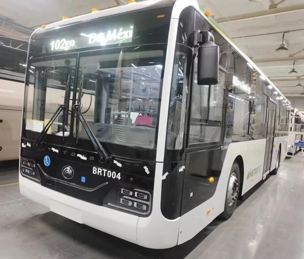 EN CAMINO, UNIDADES DEL NUEVO SISTEMA DE TRANSPORTE: GALLARDO EN CAMINO, UNIDADES DEL NUEVO SISTEMA DE TRANSPORTE: GALLARDO