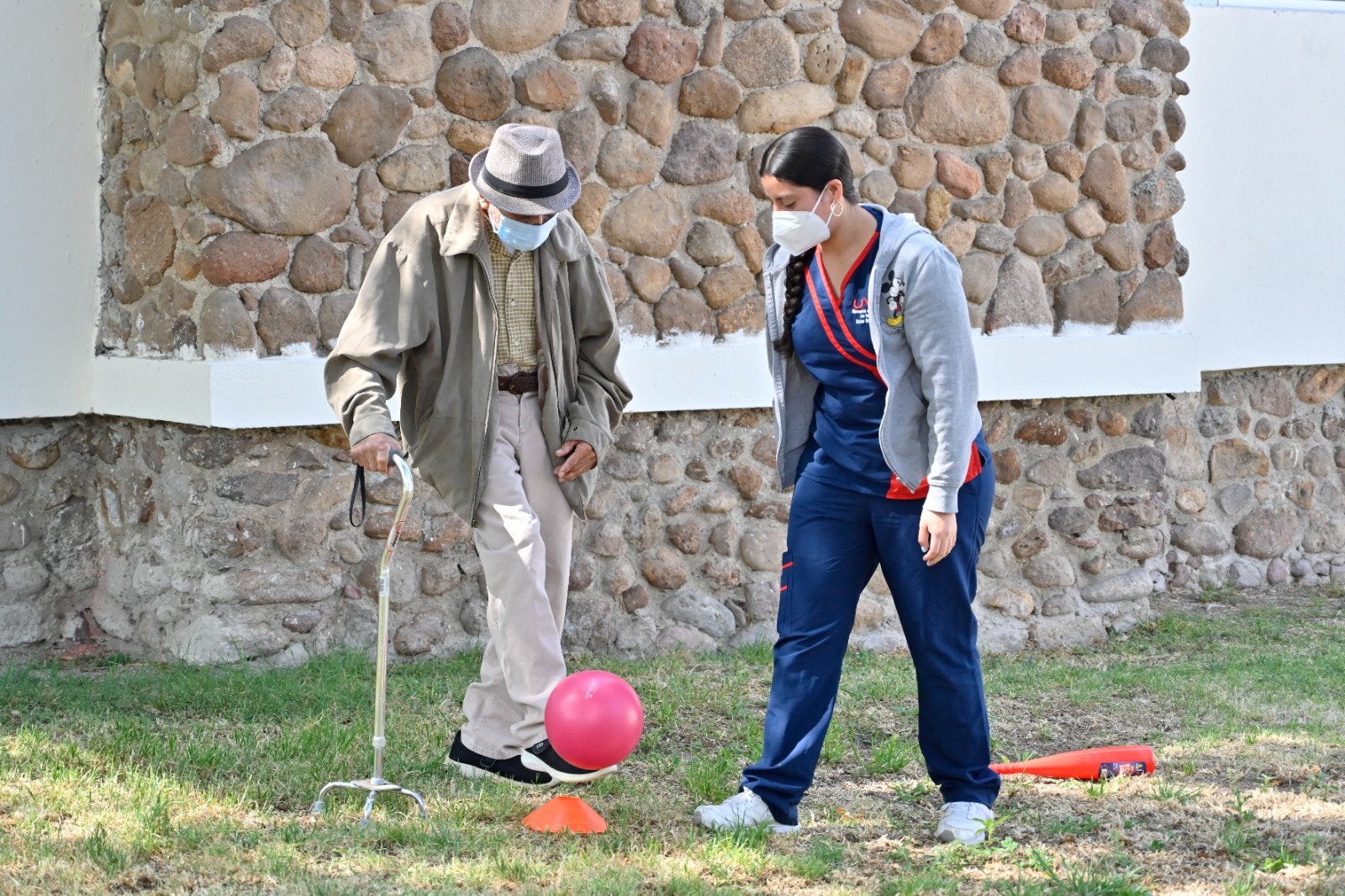 DIF ESTATAL IMPULSA CALIDAD DE VIDA DE ADULTOS MAYORES EN LA ENTIDAD DIF ESTATAL IMPULSA CALIDAD DE VIDA DE ADULTOS MAYORES EN LA ENTIDAD