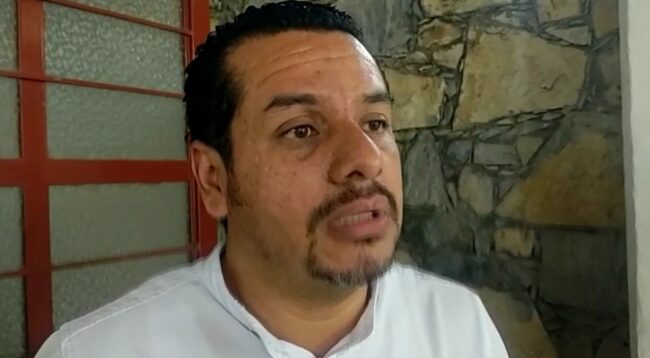 Mediante reunión exhortan a funcionarios a brindar mejor servicio a la población