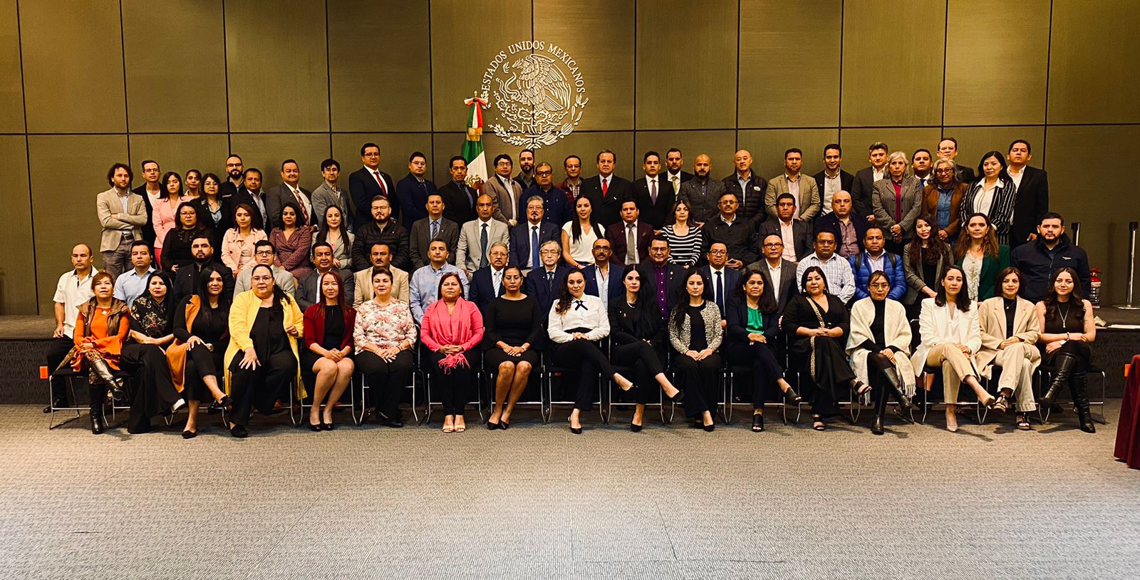 SLP FORTALECE PRÁCTICAS PARA GARANTIZAR LA LIBERTAD DE EXPRESIÓN Y DH SLP FORTALECE PRÁCTICAS PARA GARANTIZAR LA LIBERTAD DE EXPRESIÓN Y DH