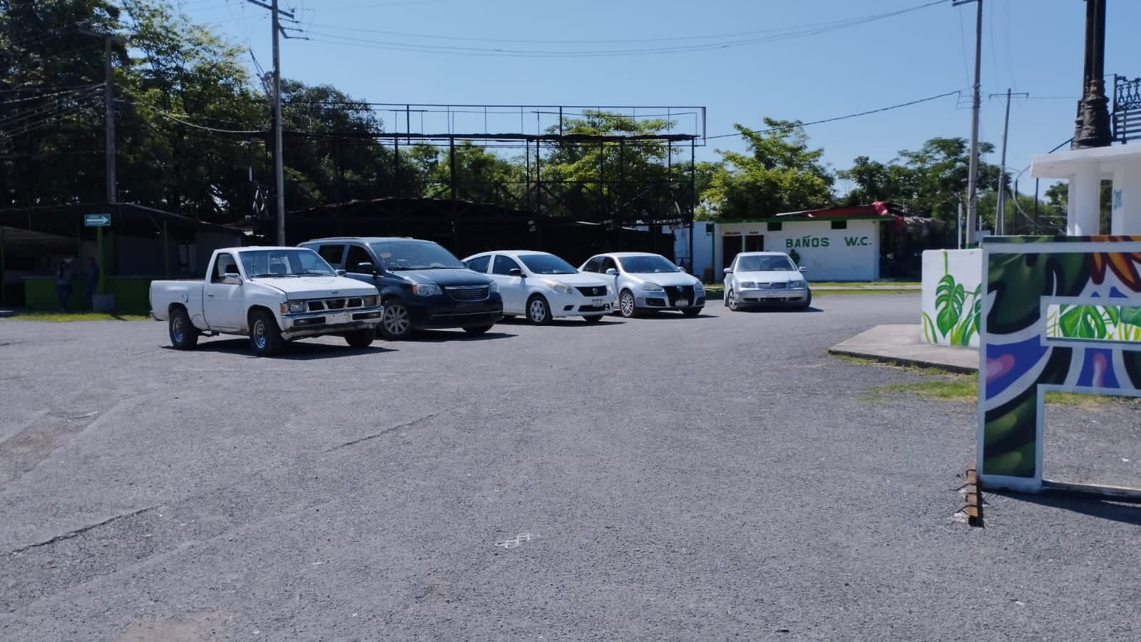 Instalan módulo para regularizar autos americanos en los terrenos de la FENAHUAP Instalan módulo para regularizar autos americanos en los terrenos de la FENAHUAP