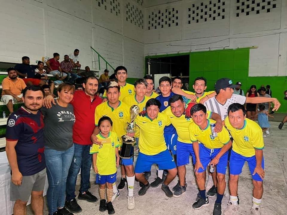 Recreativo FC se corona como campeón en el torneo de fútbol de salón