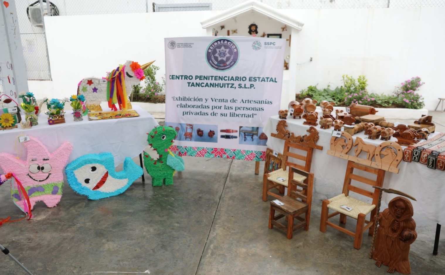 ARTESANIAS PENITENCIARIAS SERÁN PUESTAS A LA VENTA EN LA FENAPO 2023 ARTESANIAS PENITENCIARIAS SERÁN PUESTAS A LA VENTA EN LA FENAPO 2023
