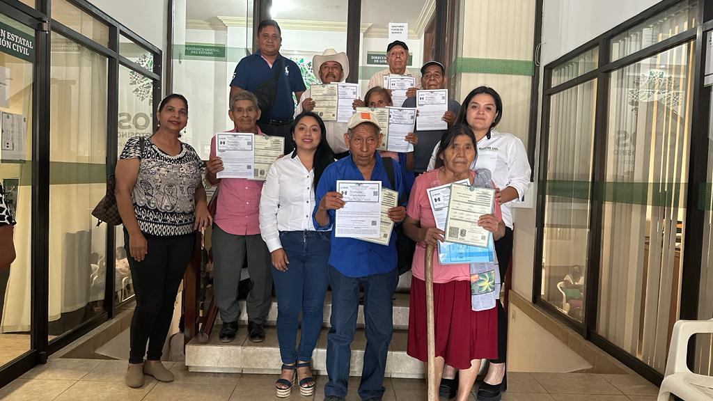 ESTADO BRINDA APOYO A PERSONAS ADULTAS MAYORES Y CON DISCAPACIDAD ESTADO BRINDA APOYO A PERSONAS ADULTAS MAYORES Y CON DISCAPACIDAD