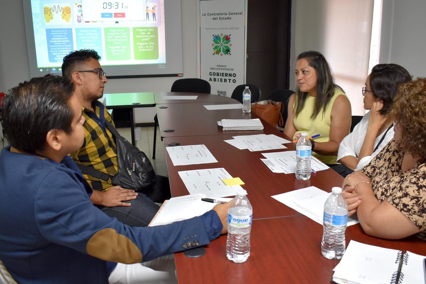 ESTADO FORTALECE CAPACITACIÓN PARA MEJOR ATENCIÓN A LAS Y LOS POTOSINOS ESTADO FORTALECE CAPACITACIÓN PARA MEJOR ATENCIÓN A LAS Y LOS POTOSINOS