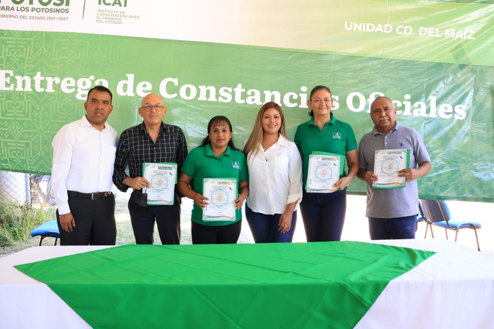 GOBIERNO ESTATAL ENTREGA MÁS DE MIL CONSTANCIAS DE CAPACITACIÓN