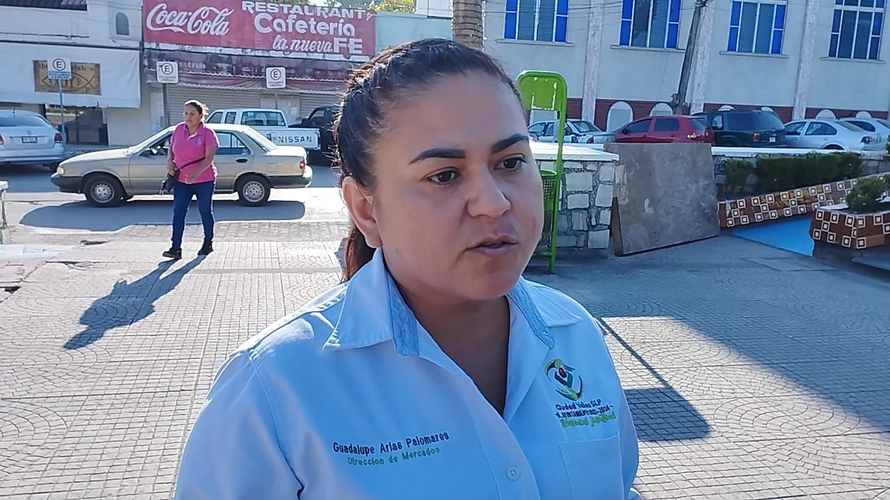 Continúa el problema de la basura en el Mercado municipal Continúa el problema de la basura en el Mercado municipal
