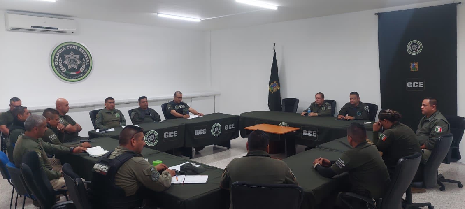 GUARDIA CIVIL ESTATAL CONTINÚA CON EL OPERATIVO “FIESTAS PATRIAS 2023” GUARDIA CIVIL ESTATAL CONTINÚA CON EL OPERATIVO “FIESTAS PATRIAS 2023”