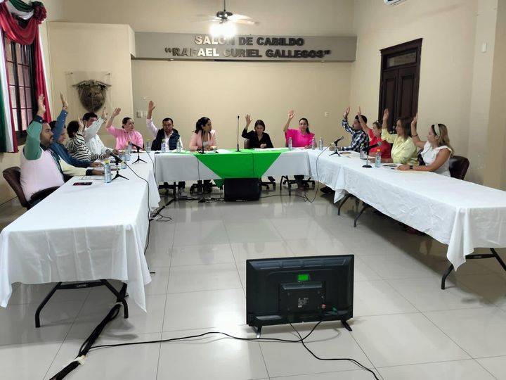 APRUEBA CABILDO DESCUENTOS EN MULTAS Y RECARGOS PARA CONTRIBUYENTES EN CIUDAD VALLES APRUEBA CABILDO DESCUENTOS EN MULTAS Y RECARGOS PARA CONTRIBUYENTES EN CIUDAD VALLES