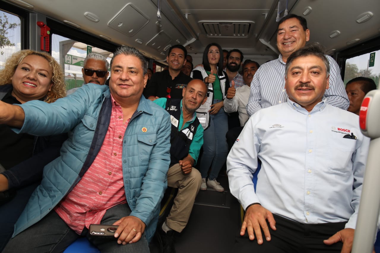 METRORED BENEFICIA A LA CLASE TRABAJADORA: LÍDERES SINDICALES METRORED BENEFICIA A LA CLASE TRABAJADORA: LÍDERES SINDICALES