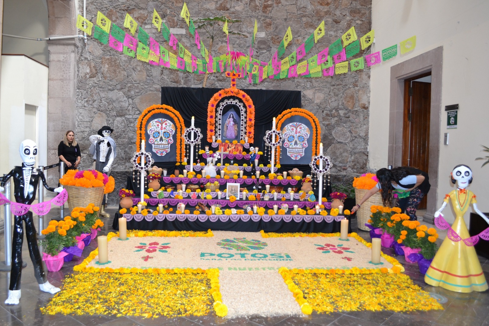 GOBIERNO ESTATAL PRESERVA TRADICIONES CON APOYO DE LAS DEPENDENCIAS GOBIERNO ESTATAL PRESERVA TRADICIONES CON APOYO DE LAS DEPENDENCIAS