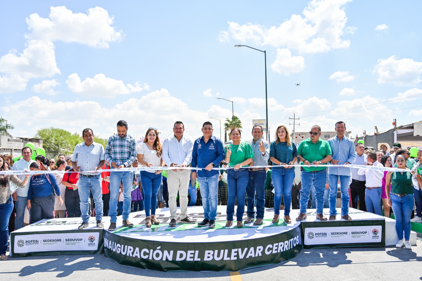 RICARDO GALLARDO ENTREGA A CERRITENSES NUEVO BULEVAR RICARDO GALLARDO ENTREGA A CERRITENSES NUEVO BULEVAR