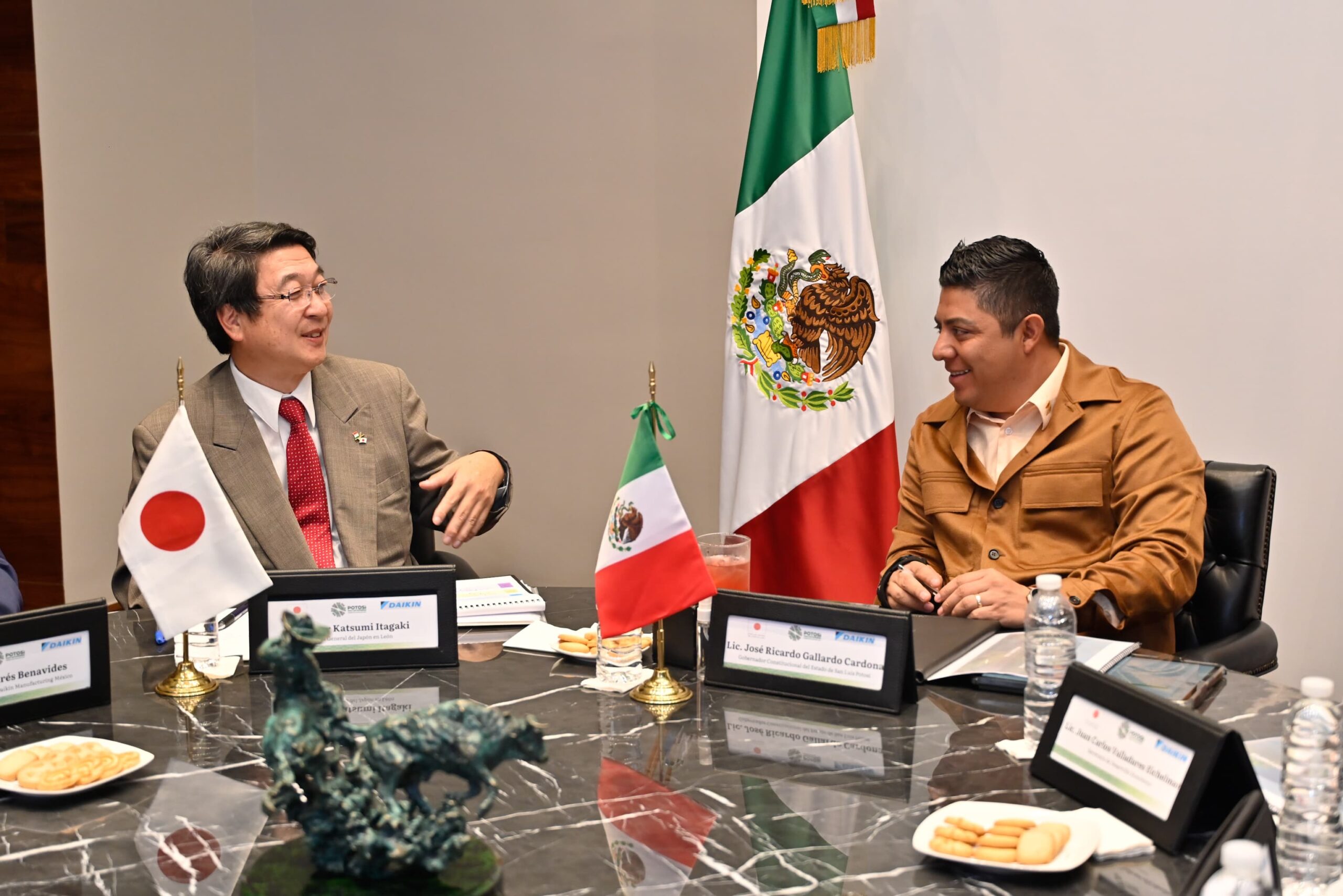 RICARDO GALLARDO SOSTIENE REUNIÓN CON CÓNSUL DE JAPÓN