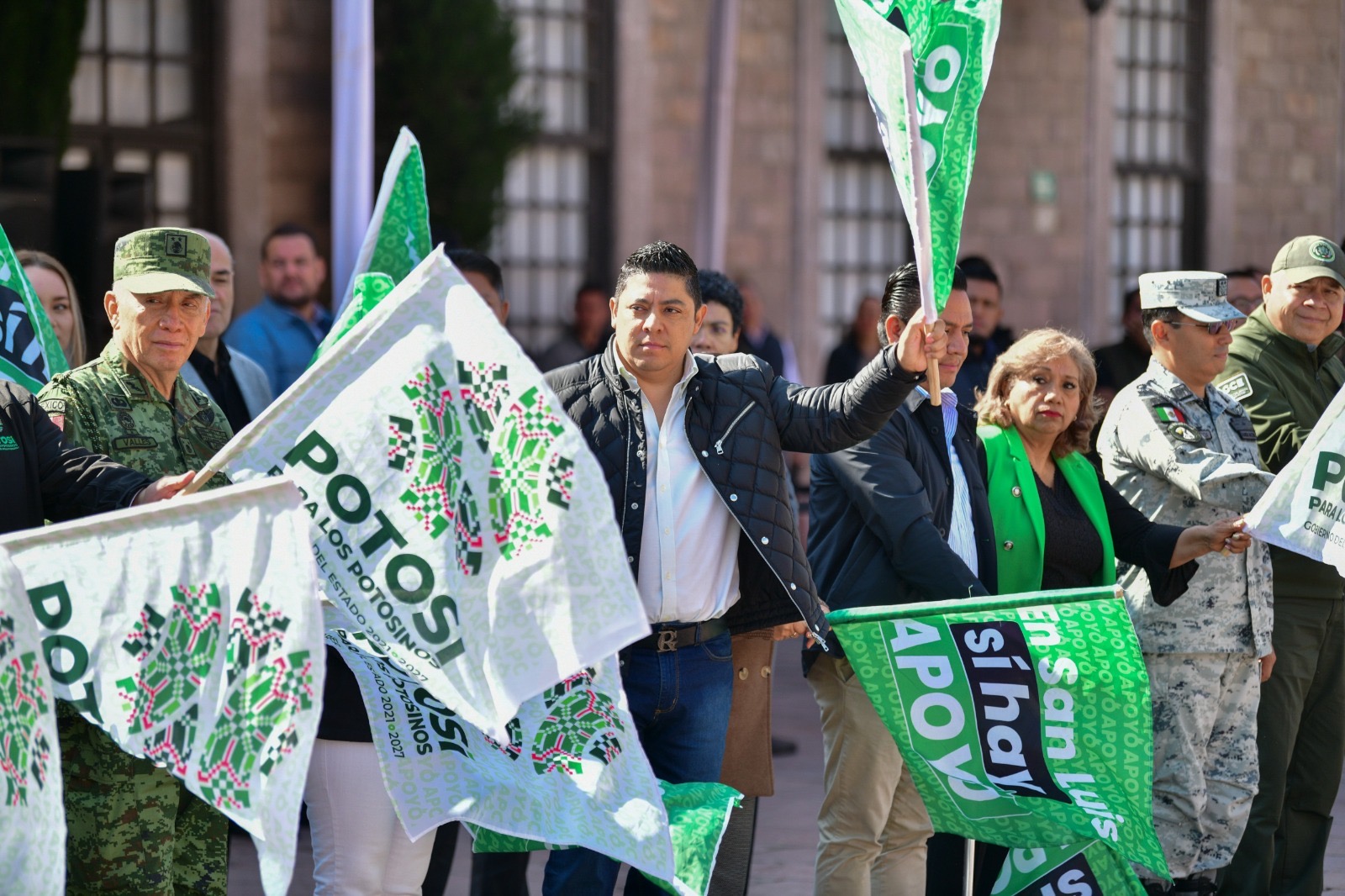 APLAUDE CANACO APOYO EN SEGURIDAD CON OPERATIVO ESTATAL APLAUDE CANACO APOYO EN SEGURIDAD CON OPERATIVO ESTATAL