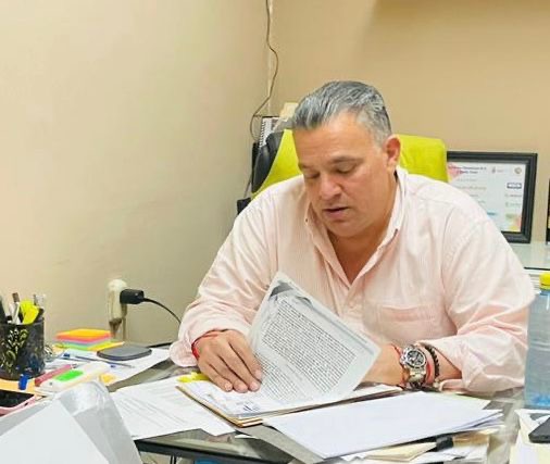FRENA DAVID MEDINA MULTA DE 7 MILLONES DE PESOS HEREDADA POR ESPER AL MUNICIPIO FRENA DAVID MEDINA MULTA DE 7 MILLONES DE PESOS HEREDADA POR ESPER AL MUNICIPIO