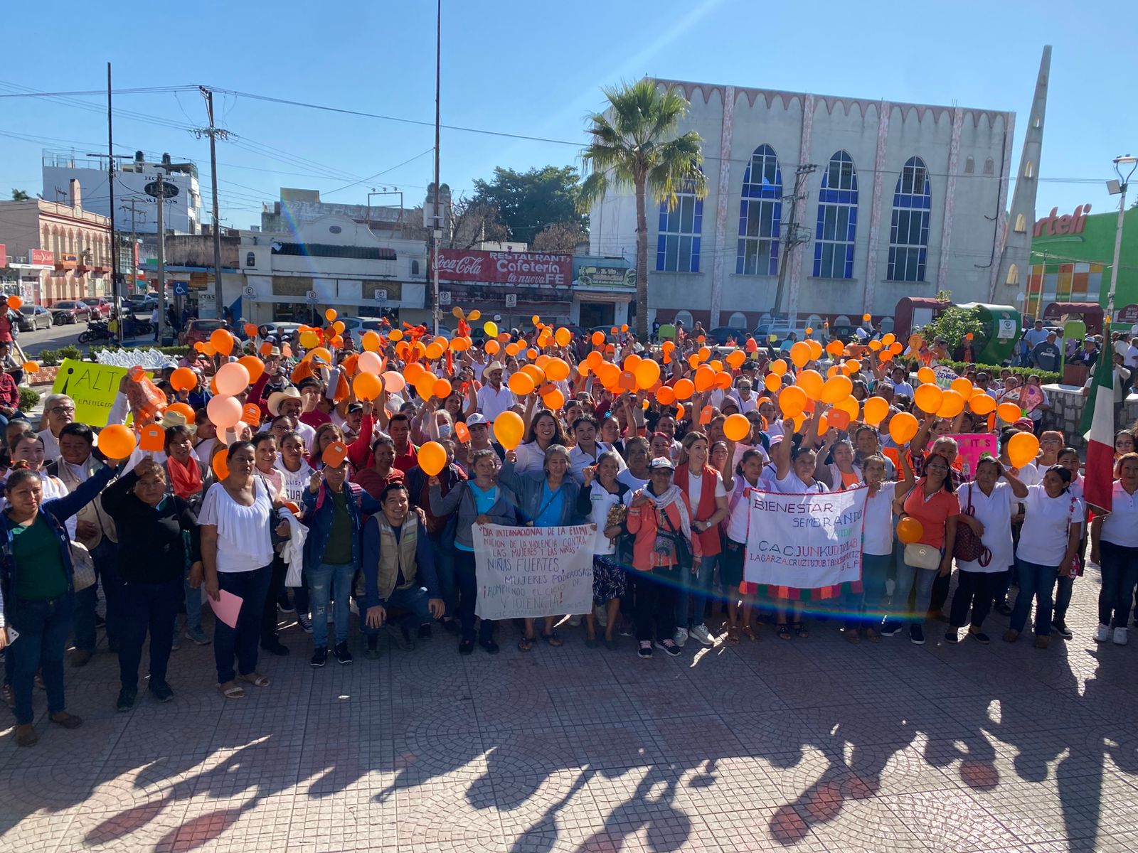 Promotores de Sembrando Vida realizan marcha por el Día Internacional de la Eliminación de la Violencia contra las Mujeres