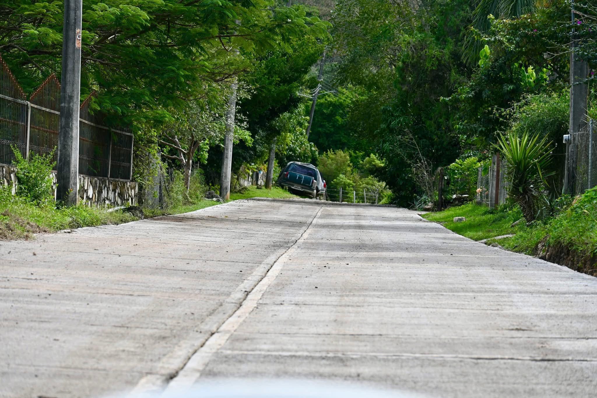 PRESIDENTE MUNICIPAL INAUGURA PAVIMENTACIÓN EN SANTA MARÍA DE TAMPALATÍN