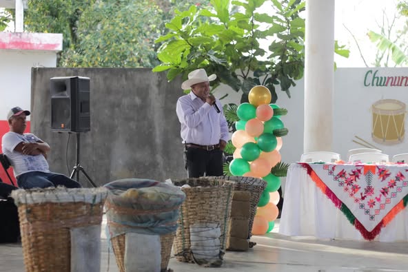 Éxito en la gran carrera de coloteros en las fiestas patronales en honor a San Felipe de Jesús