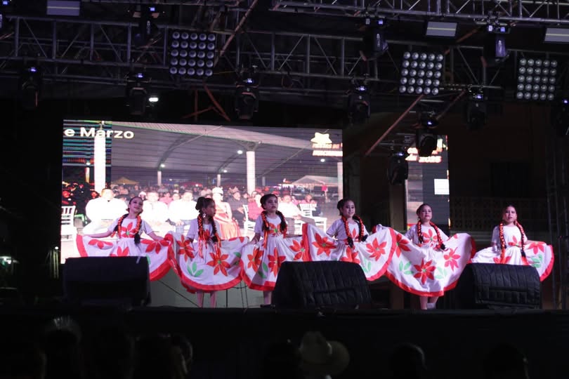 Huehuetlán impulsa la cultura y la economía local con los “Sábados Culturales” Huehuetlán impulsa la cultura y la economía local con los “Sábados Culturales”