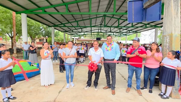 GOBIERNO DE AQUISMÓN CONTINUA LOS FESTEJOS DEL DIA DE LAS MADRES, HOY EN EL SAUZ Y TAMPEMOCHE GOBIERNO DE AQUISMÓN CONTINUA LOS FESTEJOS DEL DIA DE LAS MADRES, HOY EN EL SAUZ Y TAMPEMOCHE