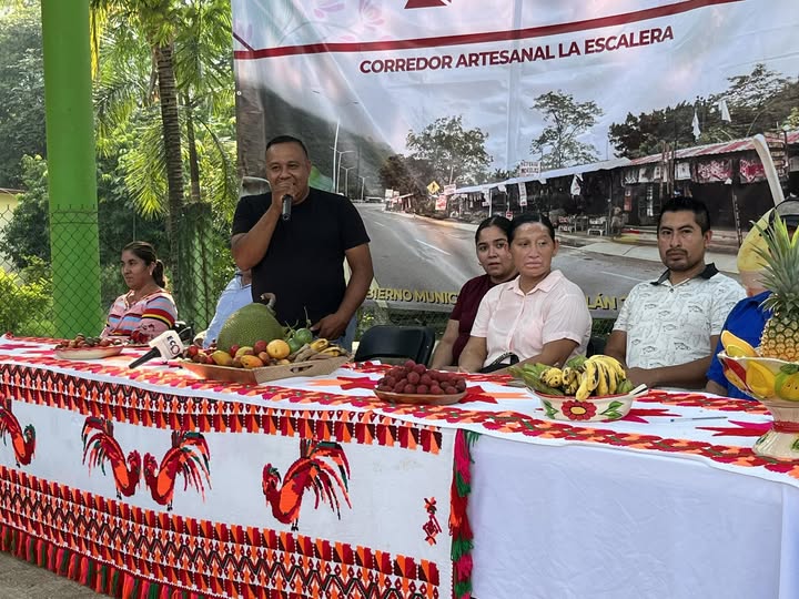 Alcalde gestionará operativos intermunicipales para la Feria de la Nieve Artesanal en La Escalera Alcalde gestionará operativos intermunicipales para la Feria de la Nieve Artesanal en La Escalera