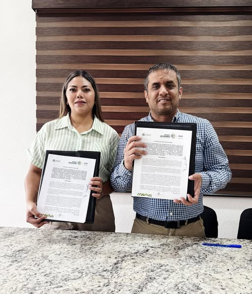 Ayuntamiento firma convenio con ICAT para impulsar el desarrollo y empleo en el municipio
