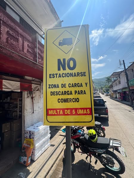 Ayuntamiento de Tamasopo habilita área de descarga para el comercio local Ayuntamiento de Tamasopo habilita área de descarga para el comercio local