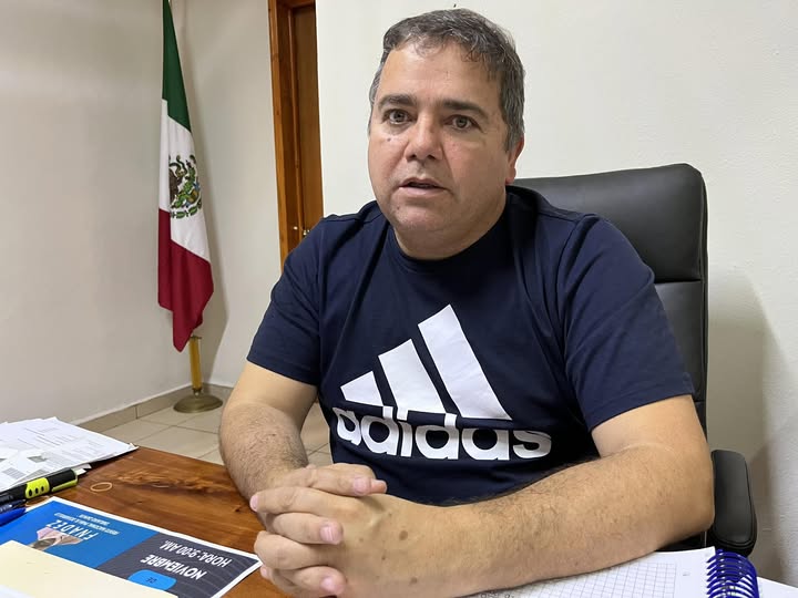 Presidente Municipal anuncia 36 obras para 2025, además del proyecto de agua en Santa Elena Presidente Municipal anuncia 36 obras para 2025, además del proyecto de agua en Santa Elena