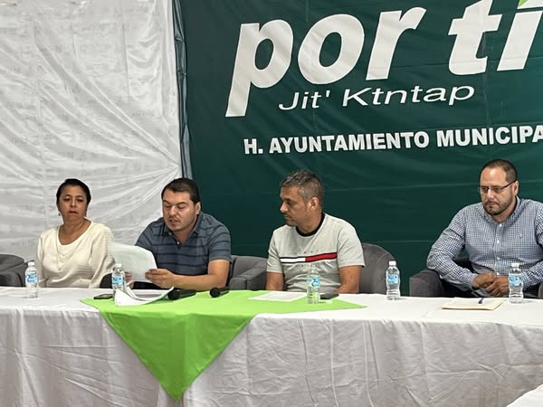 Consejo de Desarrollo aprueba la rehabilitación de la Avenida Ferrocarril en Tamasopo Consejo de Desarrollo aprueba la rehabilitación de la Avenida Ferrocarril en Tamasopo