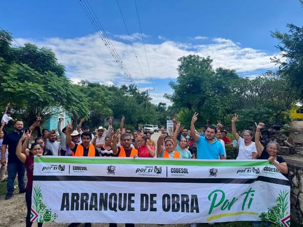 Mauricio Andrade da arranque la construcción de pavimentación en San Andrés de Los Limones