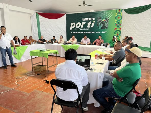 En reunión de consejo supervisora de obras rinden informe de avances obras