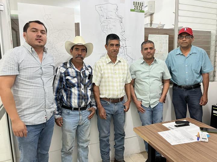 Comisariado de La Palma sostiene reunión de trabajo con el alcalde para gestionar obras en zona indígena Comisariado de La Palma sostiene reunión de trabajo con el alcalde para gestionar obras en zona indígena